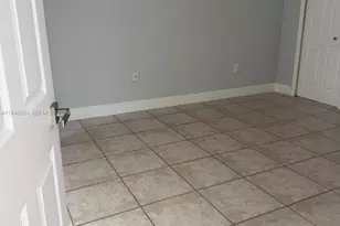 11780 SW 18th St, Miami, FL 33175 - Photo 12