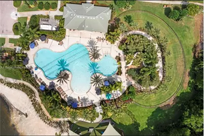 11016 Tahiti Isle Ln, Other City - In The State Of Florida, FL 33647 - Photo 34