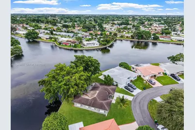 5805 NW 72nd Ave, Tamarac, FL 33321 - Photo 62