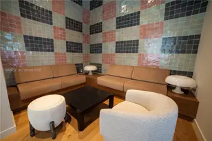 11 NE 6th, Miami, FL 33132 - Photo 22