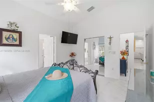 20494 SW 5th St, Pembroke Pines, FL 33029 - Photo 26
