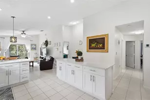 20494 SW 5th St, Pembroke Pines, FL 33029 - Photo 18