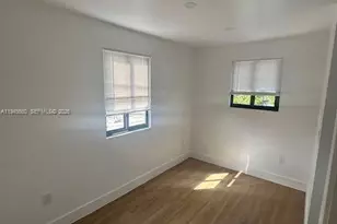 2621 NW 22nd Ct, Miami, FL 33142 - Photo 10