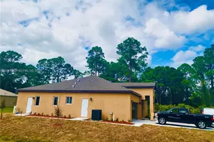 1140 Harlingen Rd SW, Palm Bay, FL 32908 - Photo 2