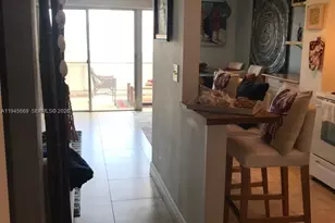 320 S Surf Rd, Hollywood, FL 33019 - Photo 10