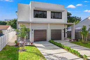 740 NW 24th Ct, Miami, FL 33125 - Photo 2