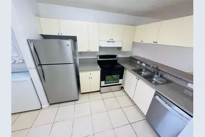 9948 Nob Hill Ln #9948, Sunrise, FL 33351 - Photo 2
