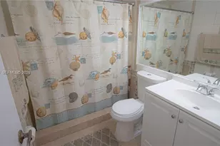 10099 NW 4th Ln, Miami, FL 33172 - Photo 8