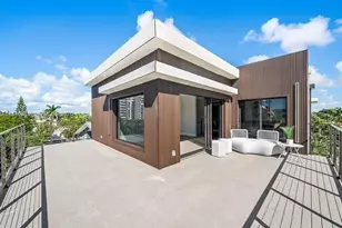 3225 Canal Dr, Pompano Beach, FL 33062 - Photo 34