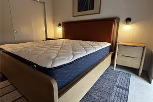 11 NE 6th St, Miami, FL 33132 - Photo 8