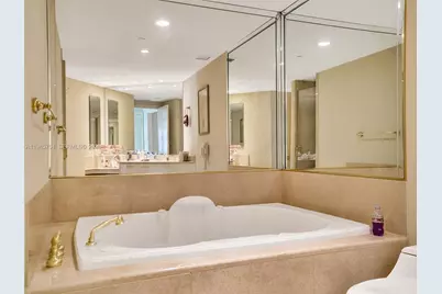 19955 NE 38th Ct #901, Aventura, FL 33180 - Photo 26