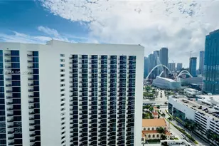 1717 N Bayshore Dr, Miami, FL 33132 - Photo 22