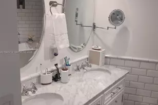 1000 Island Blvd, Aventura, FL 33160 - Photo 8