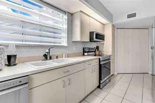 2520 SE 20th Pl, Homestead, FL 33035 - Photo 10