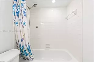 1429 Cape Coral Pkwy W, Cape Coral, FL 33914 - Photo 16