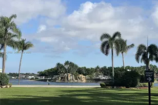 10730 NW 66th St, Doral, FL 33178 - Photo 20