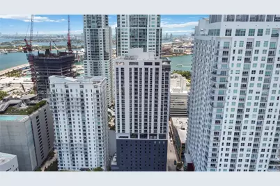 227 NE 2nd St #2506, Miami, FL 33132 - Photo 26