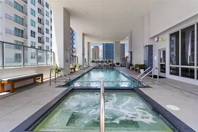 227 NE 2nd St #2506, Miami, FL 33132 - Photo 44