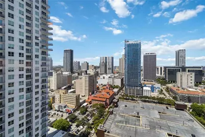 227 NE 2nd St #2506, Miami, FL 33132 - Photo 24