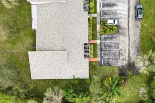 459 Lakeview Dr, Weston, FL 33326 - Photo 30