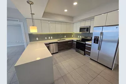 117 SW 10th Street #2206, Miami, FL 33130 - Photo 10