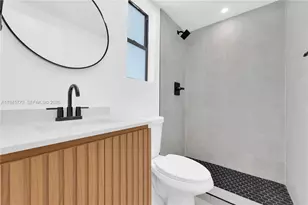 3040 NW 93rd St, Miami, FL 33147 - Photo 6