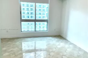 300 S Biscayne Blvd, Miami, FL 33131 - Photo 22