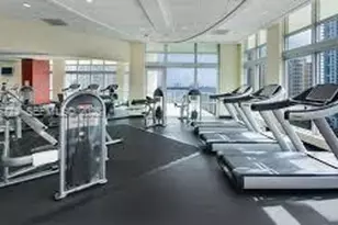 300 S Biscayne Blvd, Miami, FL 33131 - Photo 10