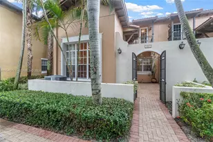 839 SW 147th Ter, Pembroke Pines, FL 33027 - Photo 1