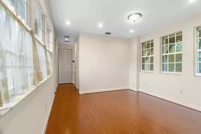 839 SW 147th Ter #5, Pembroke Pines, FL 33027 - Photo 16