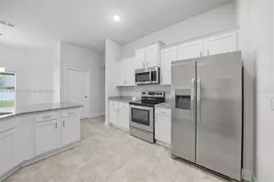 5467 Knights Lndg Dr, Other City - In The State Of Florida, FL 33810 - Photo 16