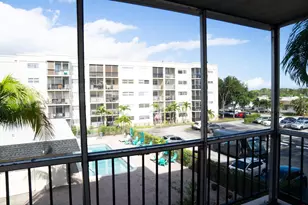 220 SW 9th Ave, Hallandale Beach, FL 33009 - Photo 12