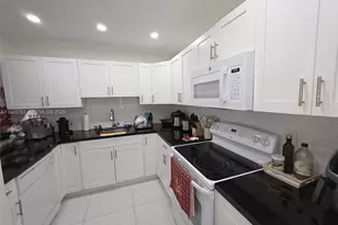 6970 NW 186th St, Hialeah, FL 33015 - Photo 2