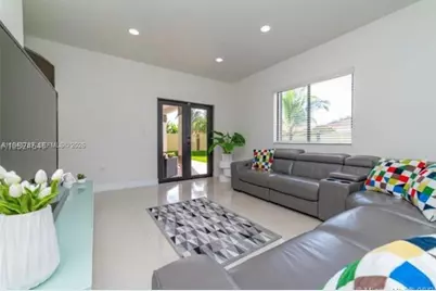 16588 SW 44 Street, Kendall, FL 33185 - Photo 12