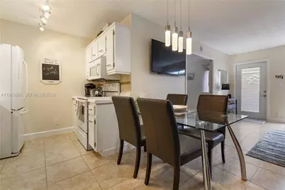 602 Executive Center Dr #208, West Palm Beach, FL 33401 - Photo 8