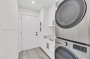 6980 NW 6th Ct, Plantation, FL 33317 - Photo 26