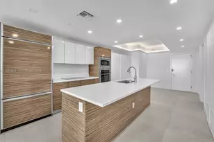 460 NE 28th St, Miami, FL 33137 - Photo 8