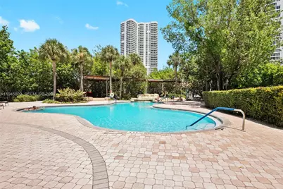 3400 NE 192nd St #1707, Aventura, FL 33180 - Photo 28