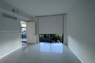 121 NE 34th St, Miami, FL 33137 - Photo 6