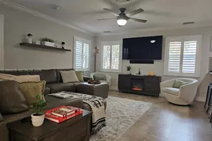 3070 Perriwinkle Cir, Davie, FL 33328 - Photo 12