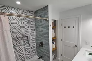 3070 Perriwinkle Cir, Davie, FL 33328 - Photo 18