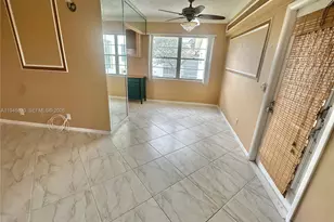 248 Brighton F, Boca Raton, FL 33434 - Photo 8