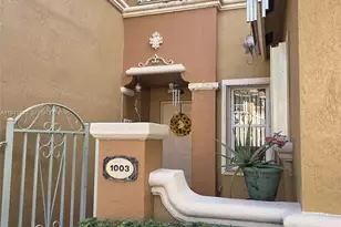 8544 NW 140th Terrace, Miami Lakes, FL 33016 - Photo 2