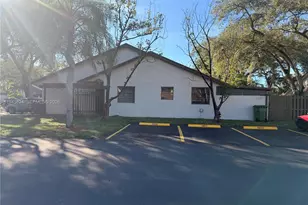 9601 NW 16th St, Pembroke Pines, FL 33024 - Photo 1