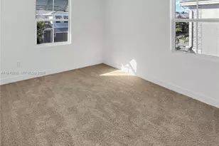 165 SW 170th Ave, Pembroke Pines, FL 33027 - Photo 10