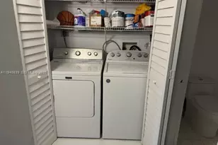 19555 E Country Club Dr, Aventura, FL 33180 - Photo 16