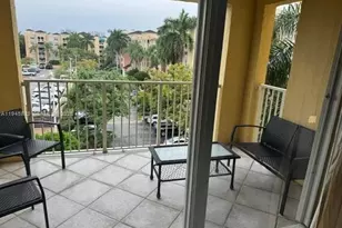 19555 E Country Club Dr, Aventura, FL 33180 - Photo 18