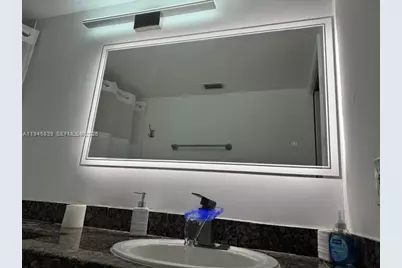 19555 E Country Club Dr #8507, Aventura, FL 33180 - Photo 10