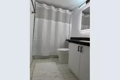 19555 E Country Club Dr #8507, Aventura, FL 33180 - Photo 16