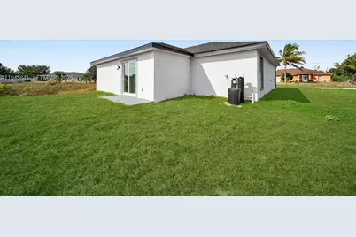 3210 Tenth St SW #3210, Lehigh Acres, FL 33976 - Photo 8